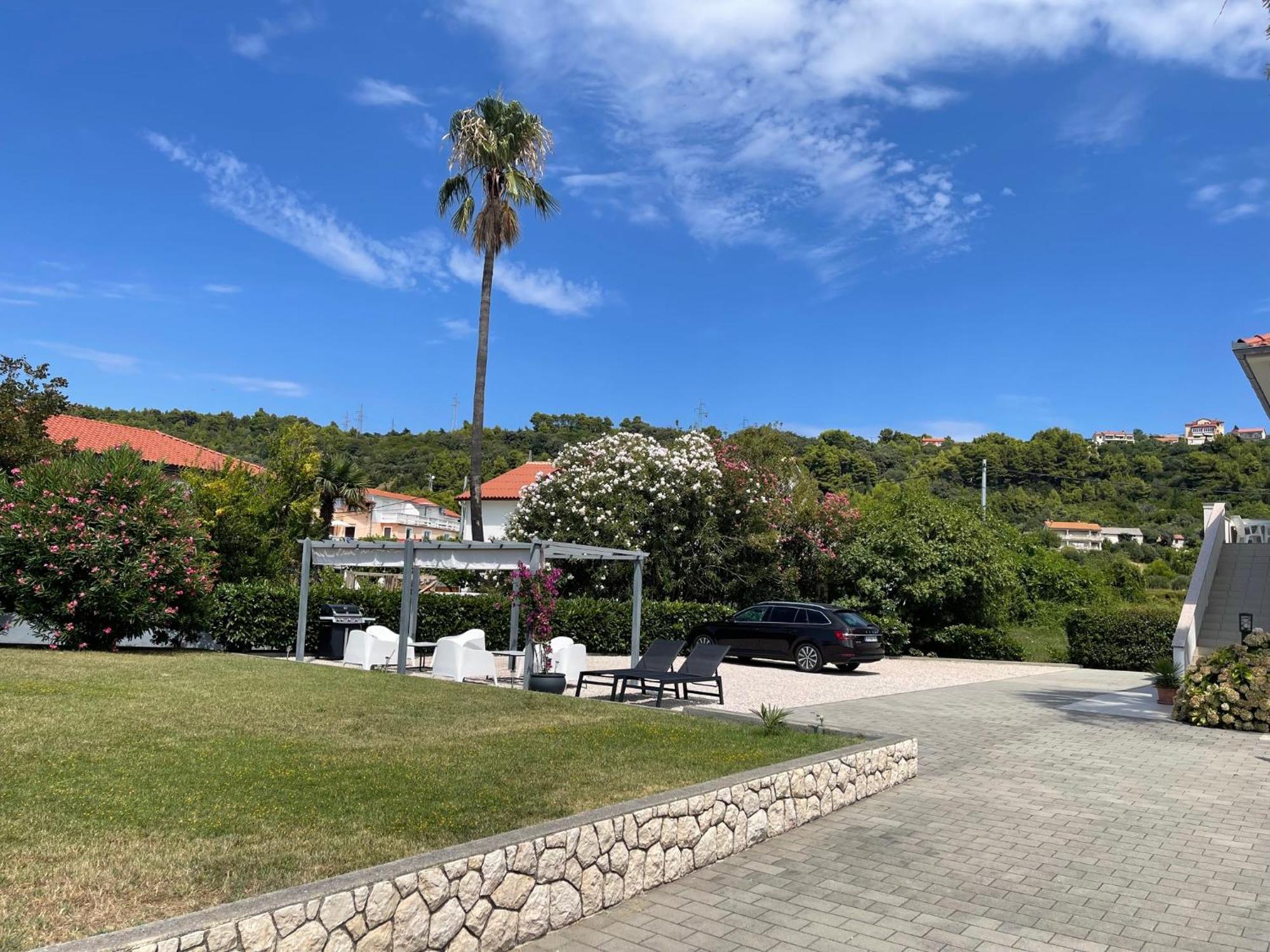 Rab Island Apartmets - Palit Rab Town Exterior foto