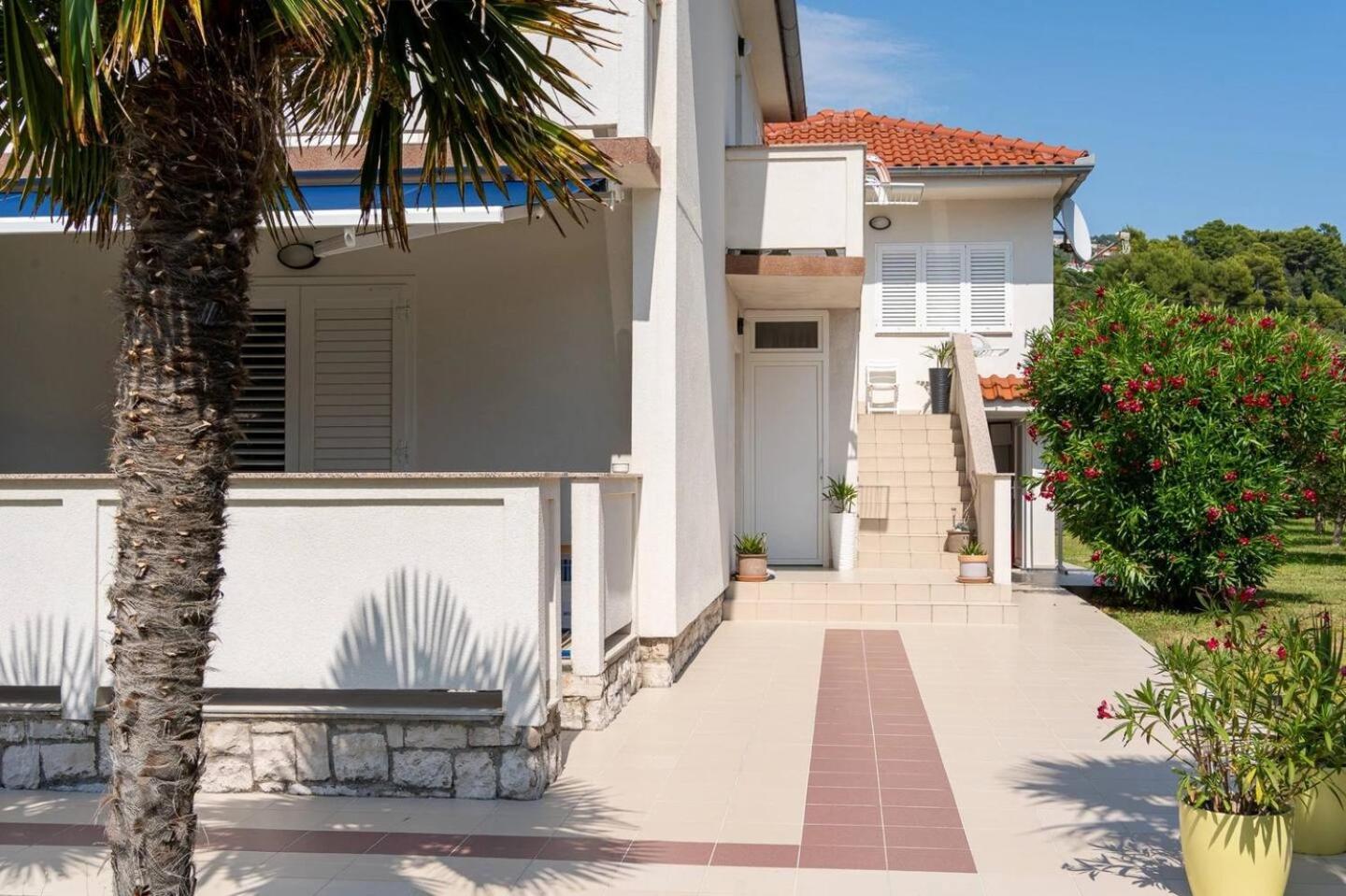 Rab Island Apartmets - Palit Rab Town Exterior foto
