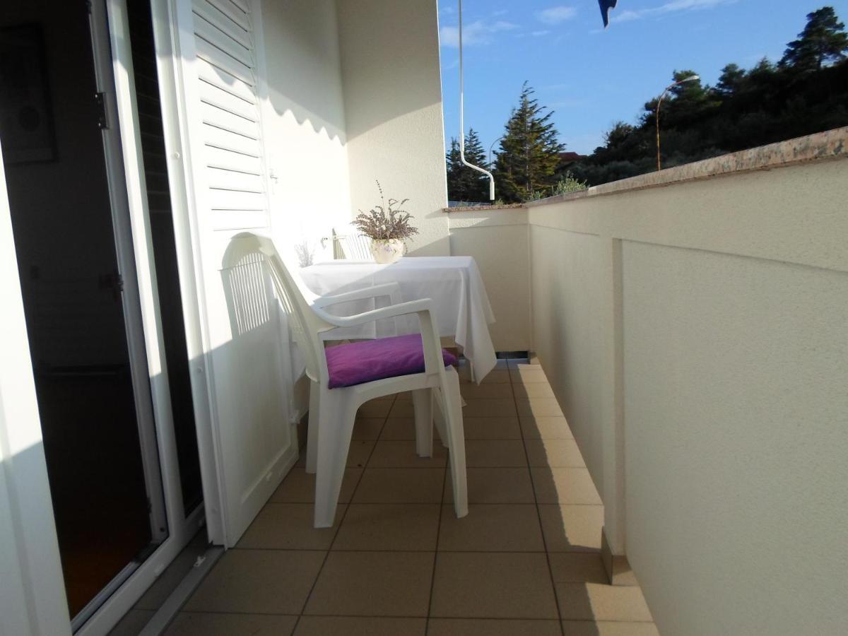 Rab Island Apartmets - Palit Rab Town Exterior foto